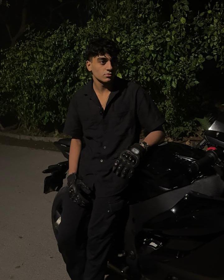 Ahmed Akhtar, founder of AhmedSales